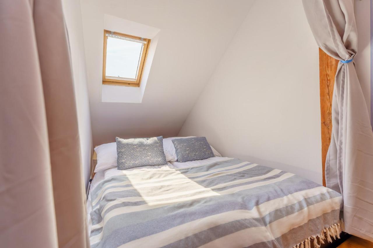 Klimatyczny Apartament Przy Bulwarze Optima Apartament