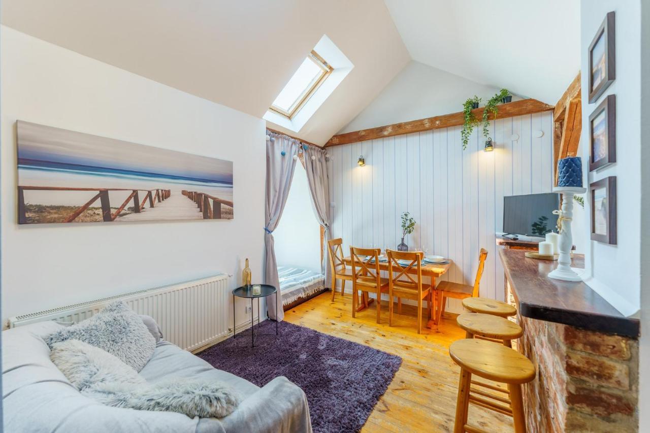 Klimatyczny Apartament Przy Bulwarze Optima *